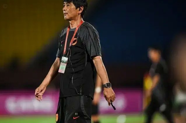 这支u16的主教练可以不要了，换个韩国教练。