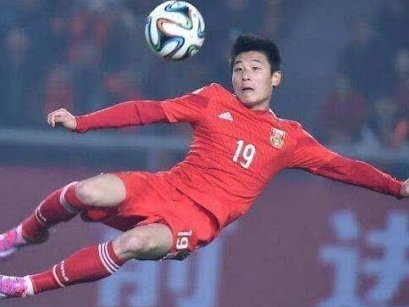 武磊错失绝杀良机 国足憾平泰国