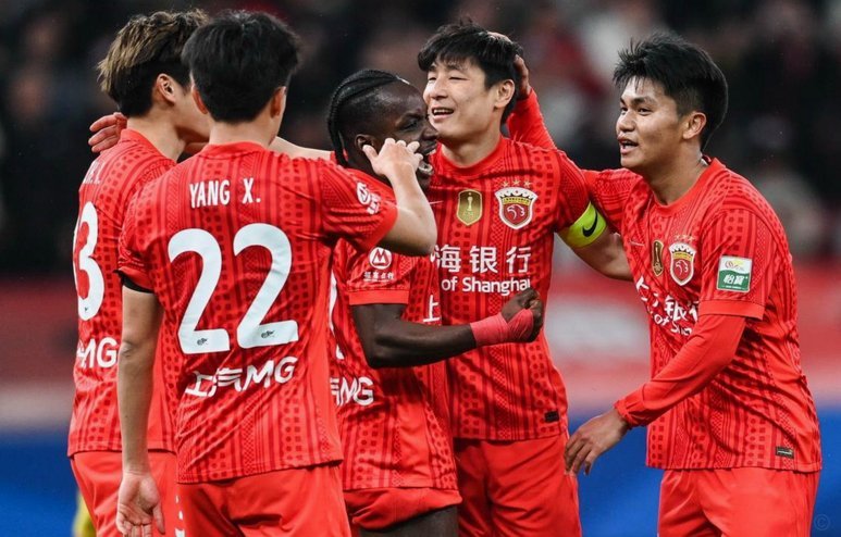 蓉城错失五良机0-3不敌海港三轮未尝胜绩